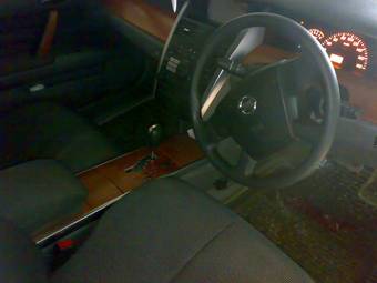2003 Nissan Teana Pictures