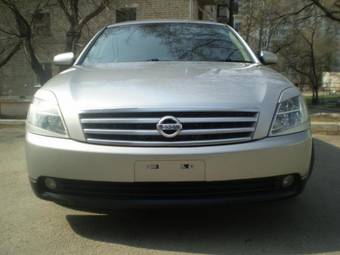 2003 Nissan Teana Pics