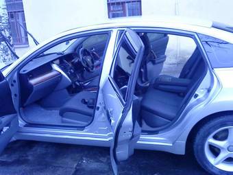 2003 Nissan Teana Photos