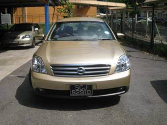 2003 Nissan Teana Photos