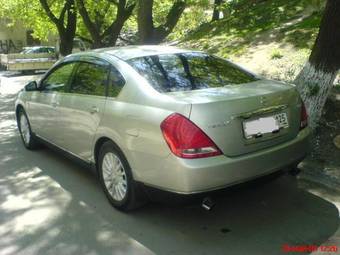 2003 Nissan Teana Pictures