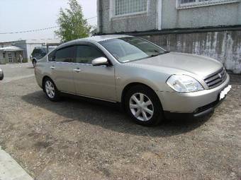 2003 Nissan Teana Pictures