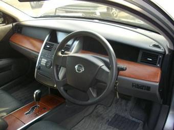 2003 Nissan Teana Photos