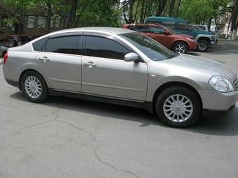 2003 Nissan Teana Pictures