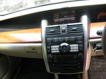 2003 Nissan Teana Photos