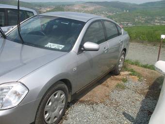 2003 Nissan Teana Pictures