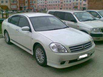 2003 Nissan Teana Photos