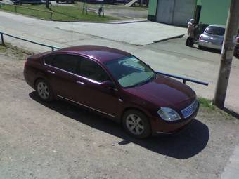 2003 Nissan Teana Photos
