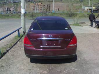 2003 Nissan Teana Pictures