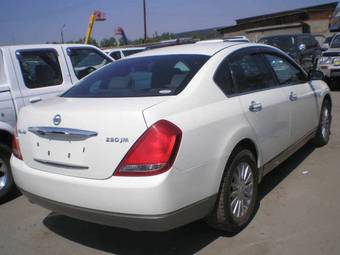2003 Nissan Teana Images