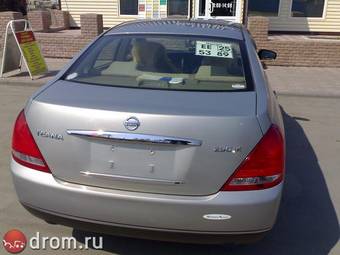 2003 Nissan Teana Photos