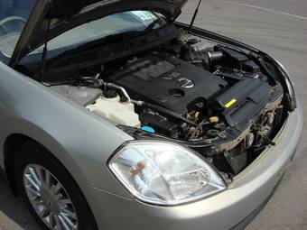 2003 Nissan Teana Photos