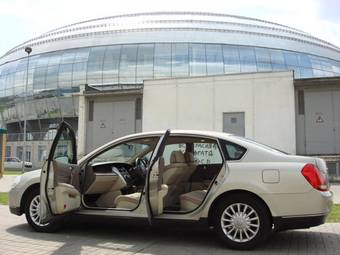 2003 Nissan Teana Pictures