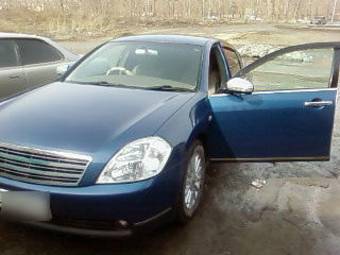 2003 Nissan Teana Photos