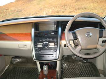 2003 Nissan Teana Pictures