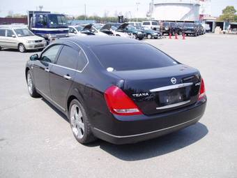 2003 Nissan Teana Photos