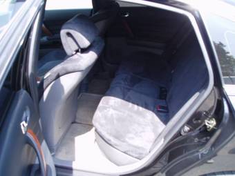 2003 Nissan Teana Pictures