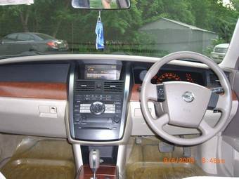 2003 Nissan Teana Photos