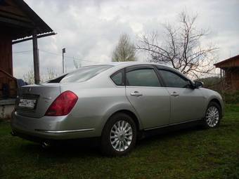 2003 Nissan Teana Pictures