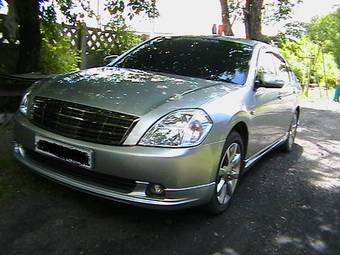 2003 Nissan Teana Pictures