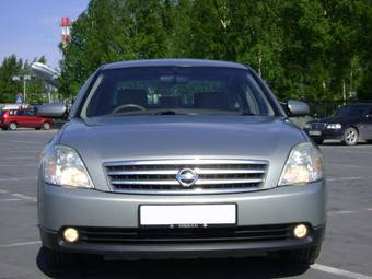 2003 Nissan Teana Photos