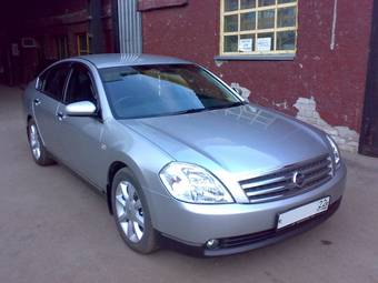 2003 Nissan Teana Pictures