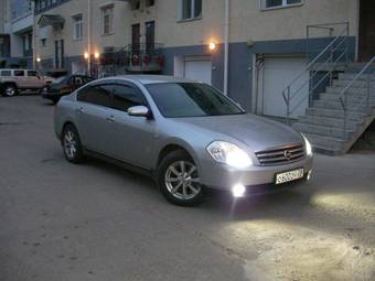2003 Nissan Teana Photos