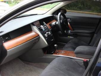2003 Nissan Teana Pictures