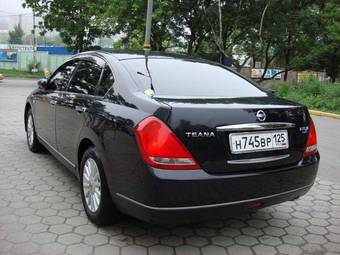 2003 Nissan Teana Images