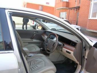 2003 Nissan Teana Photos