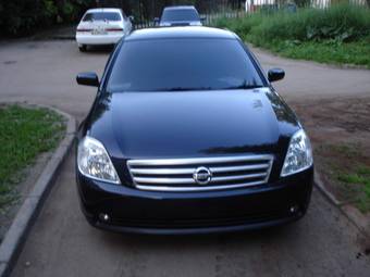 2003 Nissan Teana Photos