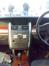 2003 Nissan Teana Pictures