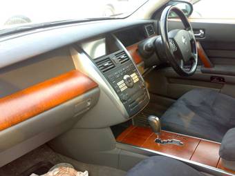 2003 Nissan Teana Pictures