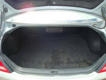 2003 Nissan Teana Pics