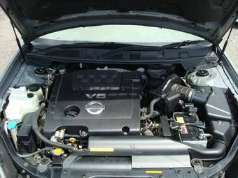 2003 Nissan Teana Photos