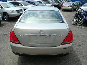 2003 Nissan Teana Photos
