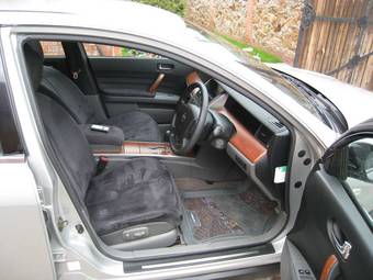 2003 Nissan Teana Pictures
