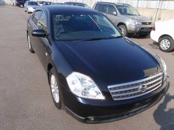 2003 Nissan Teana Photos