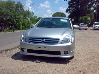 2003 Nissan Teana Photos