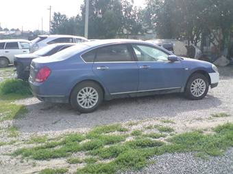 2003 Nissan Teana Photos