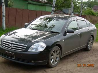 2003 Nissan Teana Pictures