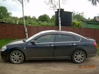 2003 Nissan Teana Photos