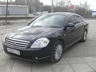 2003 Nissan Teana Photos