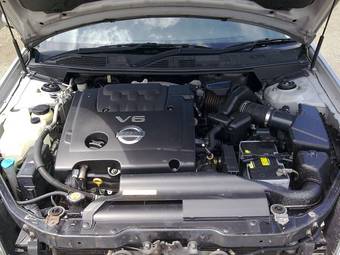 2003 Nissan Teana Photos