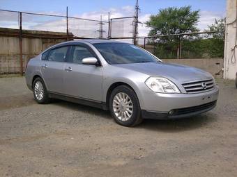 2003 Nissan Teana Photos