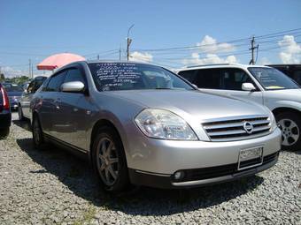 2003 Nissan Teana Wallpapers