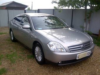 2003 Nissan Teana Photos