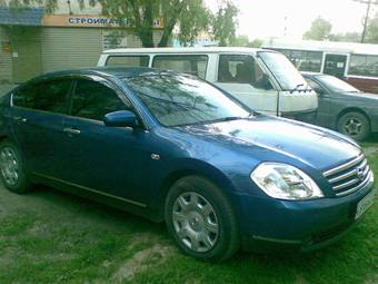 2003 Nissan Teana Pictures