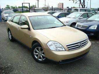 2003 Nissan Teana Photos
