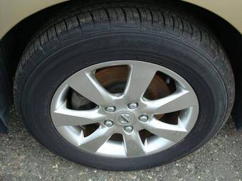 2003 Nissan Teana Pictures